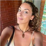 Si tu es la recherche d’une professeur particulière pour apprendre le théâtre et l’expression corporelle, n’hésite pas à me contacter!
